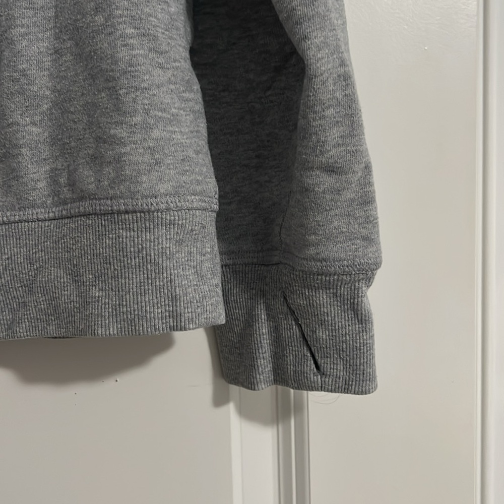 Tommy Hilfiger sports women’s crewneck - Picture 3 of 5